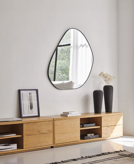 YG0162R01 - Anera mirror in black metal 84 x 108,5 cm